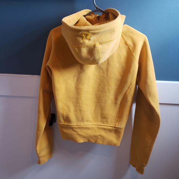 Yellow lululemon Scuba Hoodie Size 2 - Picture 3 of 4